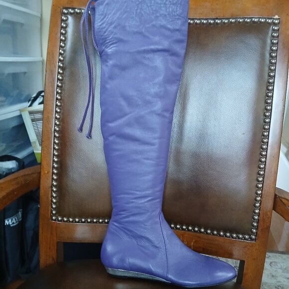 Pair of leather aubergine tall boots. New and Unworn. - Picture 3 of 6